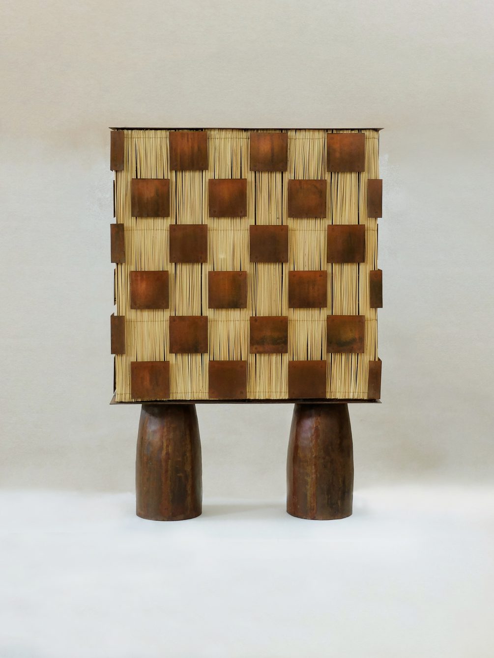Altin-Ganymede-cabinet