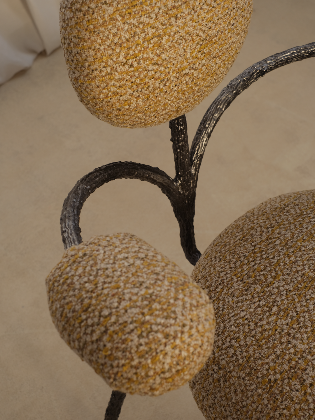Altin-orion-chair-detail